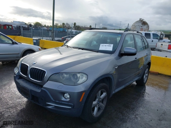 2007 BMW X5 3.0si with VIN 5UXFE43517LY81728, listed as a IAAI auction lot 41787988 with 82,999 mi miles. Bid and sale history available at carsss.com. Image 6.
