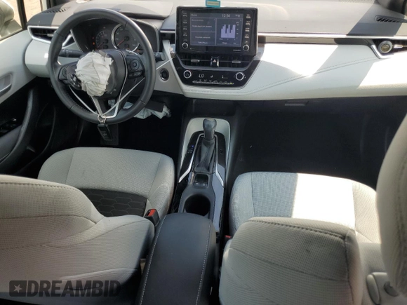 2020 Toyota Corolla Hatchback SE with VIN JTND4RBE8L3093965, listed as a Copart auction lot 66914464 with 33,584 mi miles and Salvage Title. Bid and sale history available at carsss.com. Image 8.