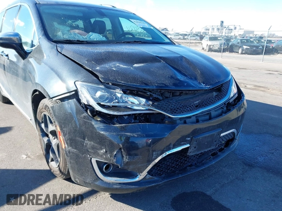 2020 Chrysler Pacifica Limited z VIN 2C4RC1GG6LR114215, wystawiony jako IAAI lot #41694316 z przebiegiem 107 166 mil mil oraz . Historia ofert i sprzedaży dostępna na DreamBid. Obrazek 6.