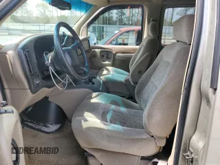2002 GMC Savana z VIN 1GDFG65R221108418, wystawiony jako Copart lot #51793385 z przebiegiem 150 466 mil mil oraz Szkoda całkowita • Salvage title. Historia ofert i sprzedaży dostępna na DreamBid. Obrazek 7.