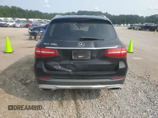 2019 Mercedes-Benz GLC 300 with VIN WDC0G4JB1KF589640, listed as a Copart auction lot 58908725 with 98,190 mi miles and Salvage title. Bid and sale history available at DreamBid. Image 6.