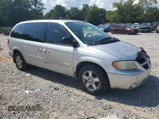 2005 Dodge Caravan SXT with VIN 2D4GP44L85R456124, listed as a Copart auction lot 59892535 with 105,301 mi miles and Salvage title. Bid and sale history available at DreamBid. Image 4.