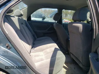 2001 Toyota Camry CE z VIN 4T1BG22KX1U788449, wystawiony jako Copart lot #48906494 z przebiegiem 105 062 mil mil oraz Szkoda całkowita • Salvage title. Historia ofert i sprzedaży dostępna na DreamBid. Obrazek 10.