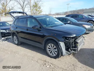 2018 Volkswagen Tiguan S with VIN 3VV0B7AX9JM028295, listed as a IAAI auction lot 41572448 with 57,583 mi miles. Bid and sale history available at carsss.com. Image 1.