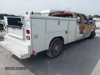 2016 Ford F-250 XL z VIN 1FD7X2A6XGEB19109, wystawiony jako IAAI lot #42352115 z przebiegiem Nie podano mil oraz . Historia ofert i sprzedaży dostępna na DreamBid. Obrazek 4.
