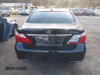 2011 Lexus LS 460 z VIN JTHBL5EF6B5104359, wystawiony jako IAAI lot #41808178 z przebiegiem 215 808 mil mil oraz . Historia ofert i sprzedaży dostępna na DreamBid. Obrazek 16.