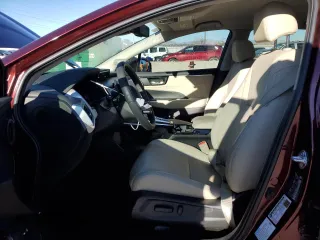 2020 Honda Clarity Plug-In Hybrid Touring with VIN JHMZC5F38LC002142, listed as a Copart auction lot 80331684 with 28,914 mi miles and Salvage Title. Bid and sale history available at carsss.com. Image 7.