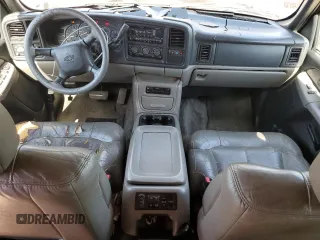 2002 Chevrolet Suburban LS с VIN 3GNEC16Z02G326802, выставлен на аукционе Copart как лот 56703835 с пробегом 139 480 миль миль и Списание • Salvage title. История ставок и продаж доступна на DreamBid. Изображение 8.