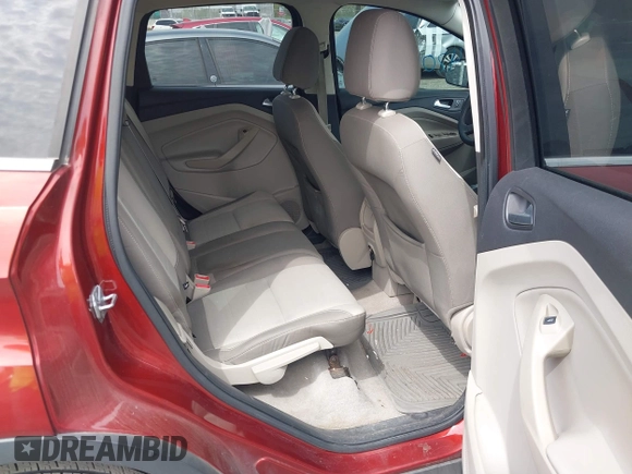 2014 Ford Escape SE with VIN 1FMCU0GX2EUB60526, listed as a IAAI auction lot 42060469 with 128,796 mi miles. Bid and sale history available at carsss.com. Image 8.