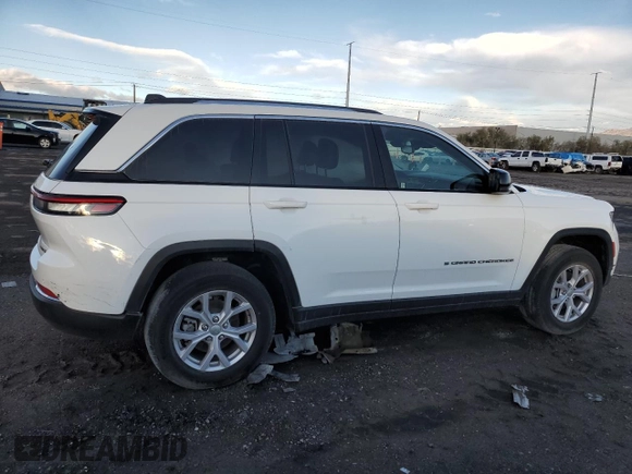 2022 Jeep Grand Cherokee Limited with VIN 1C4RJGBGXN8630902, listed as a Copart auction lot 45595575 with 51,342 mi miles and Salvage title. Bid and sale history available at DreamBid. Image 3.