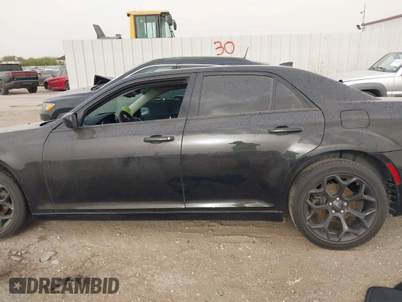 2019 Chrysler 300 Touring with VIN 2C3CCAAG8KH728996, listed as a IAAI auction lot 41802128 with 63,293 mi miles. Bid and sale history available at carsss.com. Image 14.