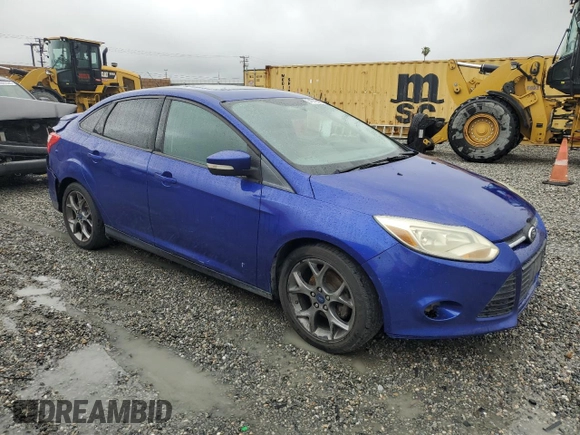 2013 Ford Focus SE with VIN 1FADP3F24DL164398, listed as a Copart auction lot 54579505 with 157,880 mi miles and Salvage title. Bid and sale history available at DreamBid. Image 4.