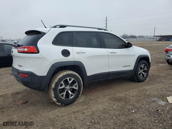 2015 Jeep Cherokee Trailhawk with VIN 1C4PJMBB5FW712933, listed as a Copart auction lot 45844265 with 90,827 mi miles and Salvage Title. Bid and sale history available at carsss.com. Image 3.