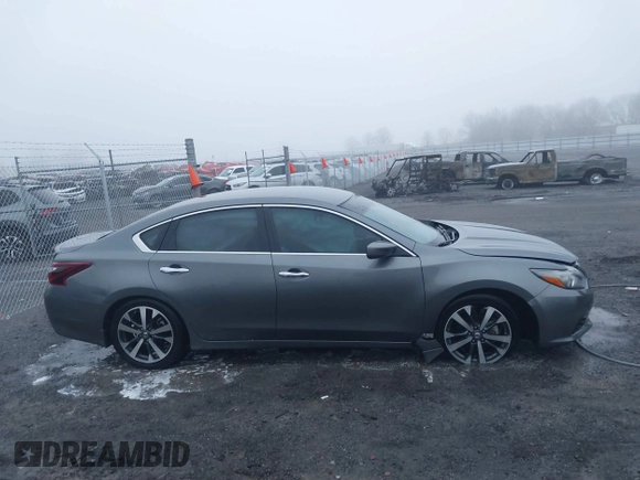 2017 Nissan Altima SV with VIN 1N4AL3AP6HC473555, listed as a IAAI auction lot 41509127 with 92,501 mi miles and . Bid and sale history available at carsss.com. Image 13.