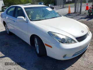 2005 Lexus ES 330 with VIN JTHBA30G955135135, listed as a IAAI auction lot 42004062 with 1 mi miles. Bid and sale history available at carsss.com. Image 1.