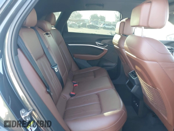 2019 Audi e-tron Prestige with VIN WA1VAAGE6KB016070, listed as a IAAI auction lot 42655490 with 78,384 mi miles and . Bid and sale history available at DreamBid. Image 8.