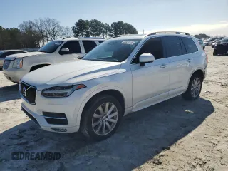 2017 Volvo XC90 Momentum with VIN YV4A22PK9H1132937, listed as a Copart auction lot 45510435 with 106,725 mi miles and Salvage Title. Bid and sale history available at carsss.com. Image 1.