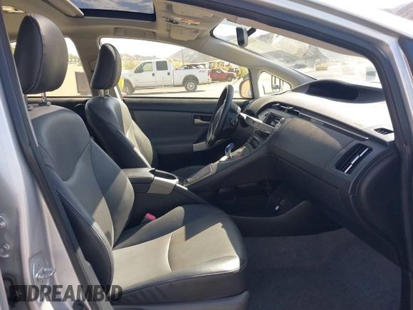 2012 Toyota Prius One with VIN JTDKN3DU6C5420412, listed as a IAAI auction lot 41655584 with 161,388 mi miles and . Bid and sale history available at DreamBid. Image 5.