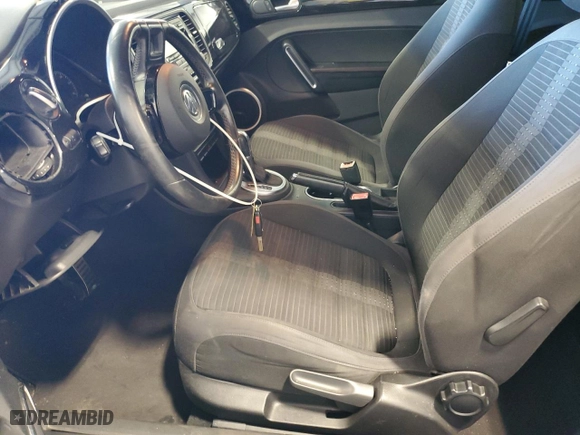 2012 Volkswagen Beetle 2.0T Black Turbo Launch Edition PZEV with VIN 3VWVA7AT4CM604847, listed as a Copart auction lot 88374685 with 135,278 mi miles and Salvage Title. Bid and sale history available at carsss.com. Image 7.