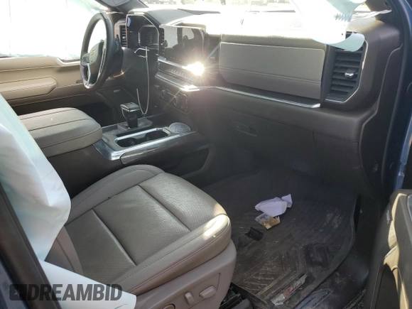 2024 Chevrolet Silverado 1500 LTZ with VIN 2GCUDGED6R1159035, listed as a Copart auction lot 87375594 with 30,331 mi miles and Salvage Title. Bid and sale history available at DreamBid. Image 8.