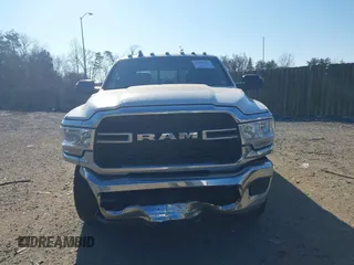 2019 Ram 2500 Tradesman with VIN 3C6UR5CJXKG590738, listed as a IAAI auction lot 41699787 with 134,913 mi miles. Bid and sale history available at carsss.com. Image 12.