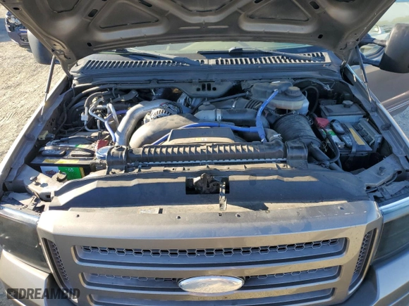 2005 Ford Excursion Limited with VIN 1FMSU43P05ED40154, listed as a Copart auction lot 74309114 with 0 mi miles and Salvage Title. Bid and sale history available at carsss.com. Image 12.