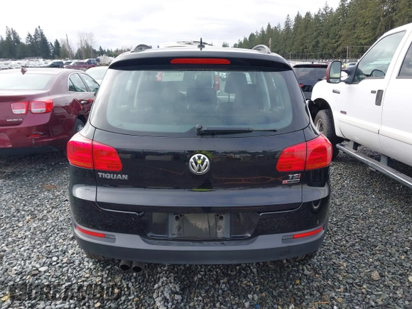 2016 Volkswagen Tiguan SE with VIN WVGBV7AX5GW511804, listed as a IAAI auction lot 41817295 with 75,831 mi miles and . Bid and sale history available at DreamBid. Image 17.