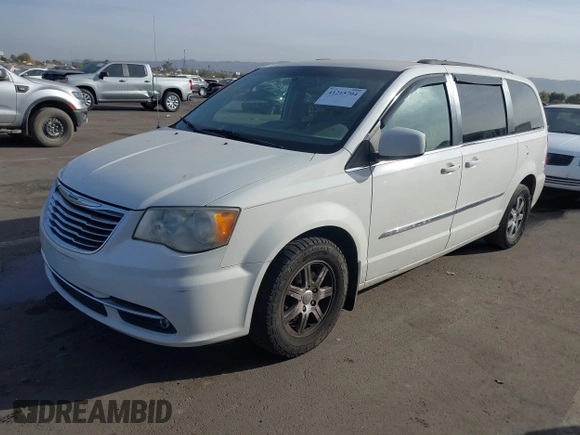 2012 Chrysler Town & Country Touring z VIN 2C4RC1BGXCR410507, wystawiony jako IAAI lot #41215704 z przebiegiem 161 501 mil mil oraz . Historia ofert i sprzedaży dostępna na DreamBid. Obrazek 2.