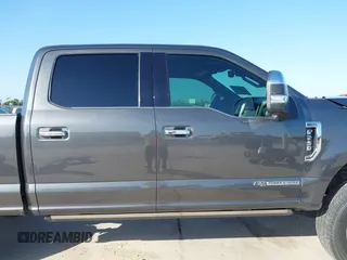 2017 Ford F-250 Lariat with VIN 1FT7W2BT3HEE25677, listed as a IAAI auction lot 41978920 with 197,691 mi miles and . Bid and sale history available at DreamBid. Image 14.