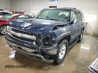 2005 Chevrolet Tahoe LS with VIN 1GNEK13T95J231080, listed as a Copart auction lot 49882075 with 176,764 mi miles and Salvage Title. Bid and sale history available at carsss.com. Image 1.