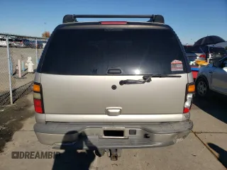 2005 Chevrolet Suburban LS with VIN 3GNFK16Z55G268911, listed as a Copart auction lot 82489564 with 185,020 mi miles and Salvage Title. Bid and sale history available at carsss.com. Image 6.