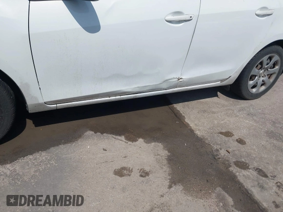 2013 Mazda 3 i Sport z VIN JM1BL1UP8D1801031, wystawiony jako IAAI lot #42207191 z przebiegiem 221 969 mil mil oraz . Historia ofert i sprzedaży dostępna na DreamBid. Obrazek 6.