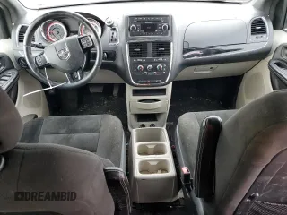 2016 Dodge Grand Caravan SE Plus z VIN 2C4RDGBG1GR220634, wystawiony jako Copart lot #52355475 z przebiegiem 140 968 mil mil oraz Szkoda całkowita • Salvage title. Historia ofert i sprzedaży dostępna na DreamBid. Obrazek 8.