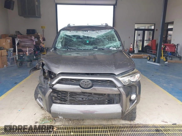 2018 Toyota 4Runner SR5 with VIN JTEBU5JR7J5550156, listed as a IAAI auction lot 41838265 with 171,242 mi miles and . Bid and sale history available at DreamBid. Image 11.