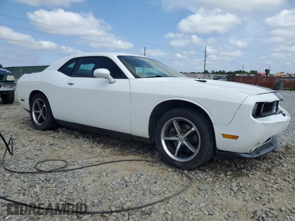 2011 Dodge Challenger z VIN 2B3CJ4DG0BH542773, wystawiony jako Copart lot #54646985 z przebiegiem 108 630 mil mil oraz Szkoda całkowita • Salvage title. Historia ofert i sprzedaży dostępna na DreamBid. Obrazek 4.