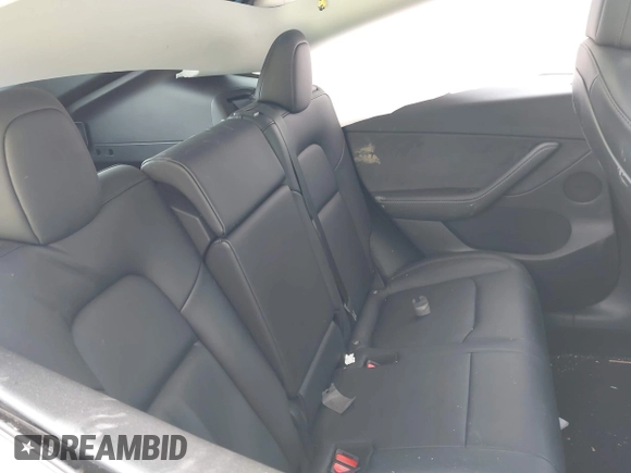2022 Tesla Model Y Long Range z VIN 7SAYGDEE3NF455544, wystawiony jako IAAI lot #42123963 z przebiegiem 23 882 mil mil oraz . Historia ofert i sprzedaży dostępna na DreamBid. Obrazek 8.