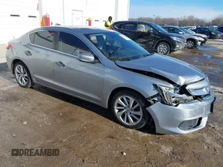 2017 Acura ILX with VIN 19UDE2F32HA012979, listed as a IAAI auction lot 41373900 with 83,387 mi miles. Bid and sale history available at carsss.com. Image 1.