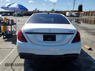 2019 Mercedes-Benz S 63 AMG z VIN WDDUG8JB2KA489435, wystawiony jako Copart lot #48577715 z przebiegiem 43 825 mil mil oraz Szkoda całkowita • Salvage title. Historia ofert i sprzedaży dostępna na DreamBid. Obrazek 6.