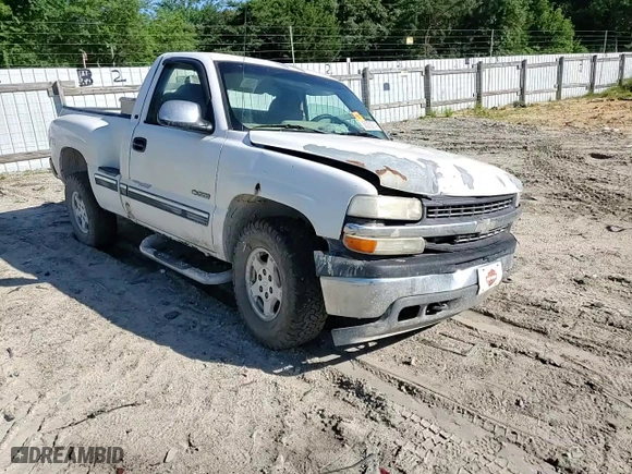 2002 Chevrolet Silverado 1500 LS with VIN 1GCEK14VX2Z209515, listed as a Copart auction lot 56230974 with 321,763 mi miles and Salvage Title. Bid and sale history available at carsss.com. Image 10.