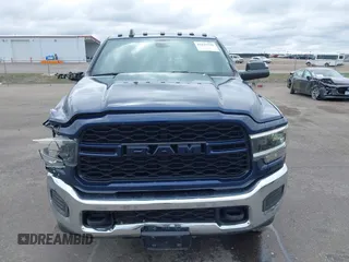 2022 Ram 2500 Tradesman with VIN 3C6UR5CJ5NG131668, listed as a IAAI auction lot 42127596 with 44,015 mi miles and . Bid and sale history available at DreamBid. Image 12.