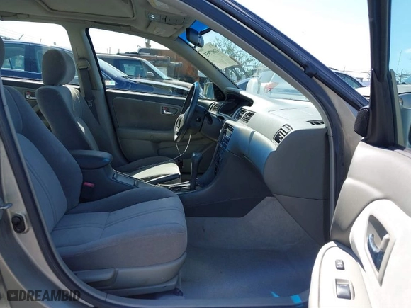 2001 Toyota Camry CE with VIN JT2BG22K210569246, listed as a IAAI auction lot 41807555 with 79,226 mi miles. Bid and sale history available at carsss.com. Image 5.