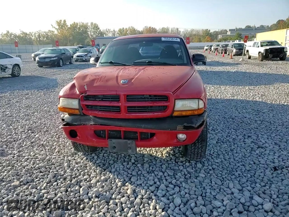 1999 Dodge Dakota SLT with VIN 1B7GG22Y0XS159737, listed as a Copart auction lot 76625814 with 144,332 mi miles and Salvage Title. Bid and sale history available at DreamBid. Image 11.