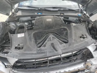 2020 Porsche Macan S с VIN WP1AB2A53LLB31591, выставлен на аукционе Copart как лот 56244825 с пробегом 54 964 миль миль и Списание • Salvage title. История ставок и продаж доступна на DreamBid. Изображение 12.