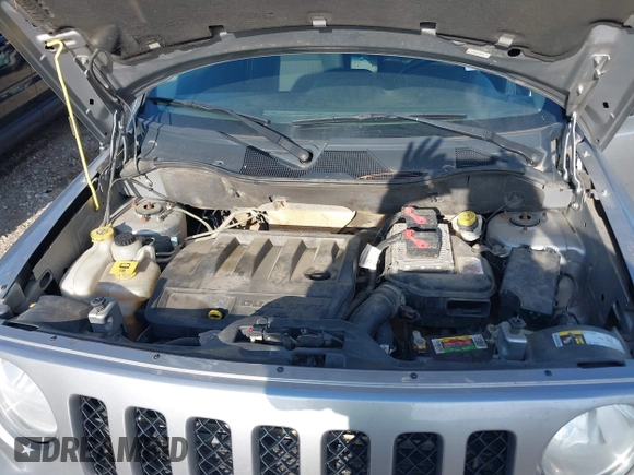 2014 Jeep Patriot Latitude with VIN 1C4NJPFB3ED905756, listed as a IAAI auction lot 42317351 with 137,874 mi miles and . Bid and sale history available at DreamBid. Image 10.