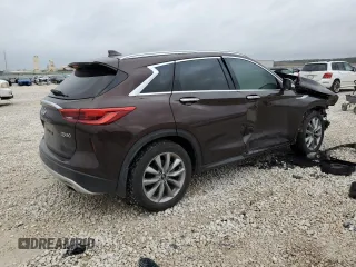 2020 Infiniti QX50 LUXE with VIN 3PCAJ5M11LF113446, listed as a Copart auction lot 39453573 with 22,141 mi miles. Bid and sale history available at carsss.com. Image 3.
