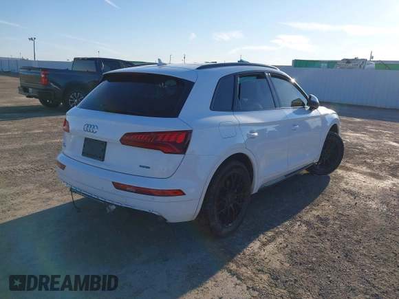 2020 Audi Q5 Premium with VIN WA1ANAFY0L2108873, listed as a IAAI auction lot 41310070 with 61,868 mi miles. Bid and sale history available at carsss.com. Image 4.