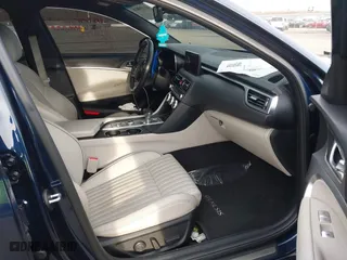 2022 Genesis G70 3.3T with VIN KMTG54TE7NU081644, listed as a IAAI auction lot 41139818 with 44,953 mi miles. Bid and sale history available at carsss.com. Image 5.