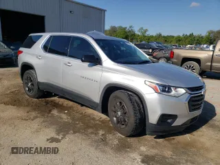 2019 Chevrolet Traverse LS z VIN 1GNERFKW6KJ269043, wystawiony jako Copart lot #53783705 z przebiegiem 98 910 mil mil oraz Nie do naprawy • Non repairable. Historia ofert i sprzedaży dostępna na DreamBid. Obrazek 4.