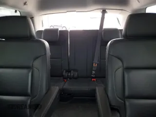 2016 Chevrolet Tahoe LT z VIN 1GNSKBKC4GR438992, wystawiony jako Copart lot #53170915 z przebiegiem 129 009 mil mil oraz Szkoda całkowita • Salvage title. Historia ofert i sprzedaży dostępna na DreamBid. Obrazek 10.