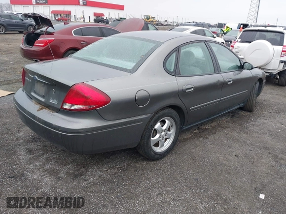 2004 Ford Taurus SE with VIN 1FAFP53254A204492, listed as a IAAI auction lot 41543153 with 70,395 mi miles and . Bid and sale history available at DreamBid. Image 4.